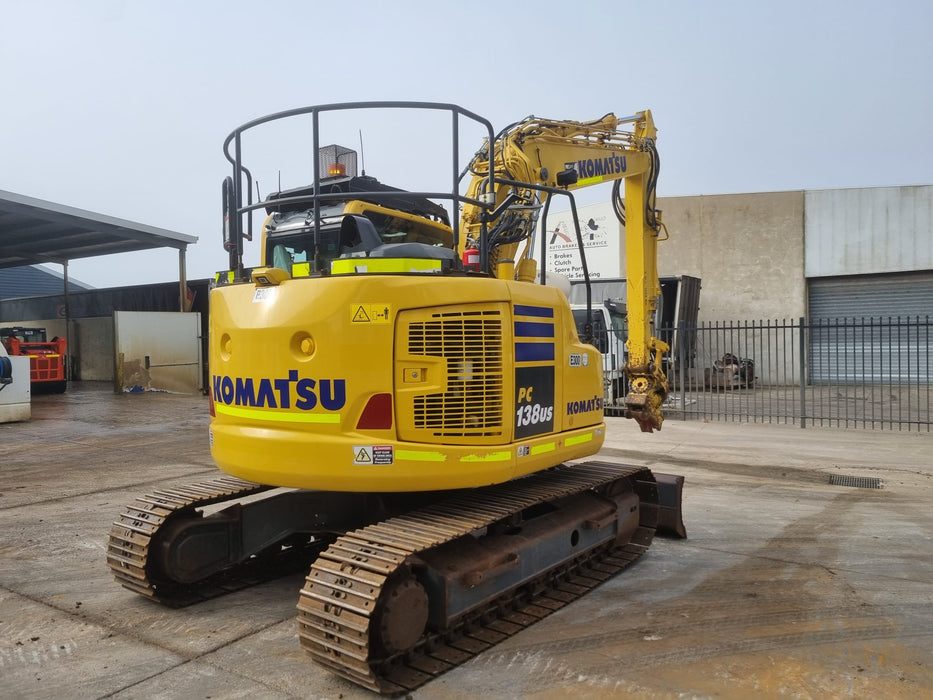 2021 KOMATSU PC138US-11 15T EXCAVATOR (E300) WITH TILT, BUCKETS AND 3652 HRS