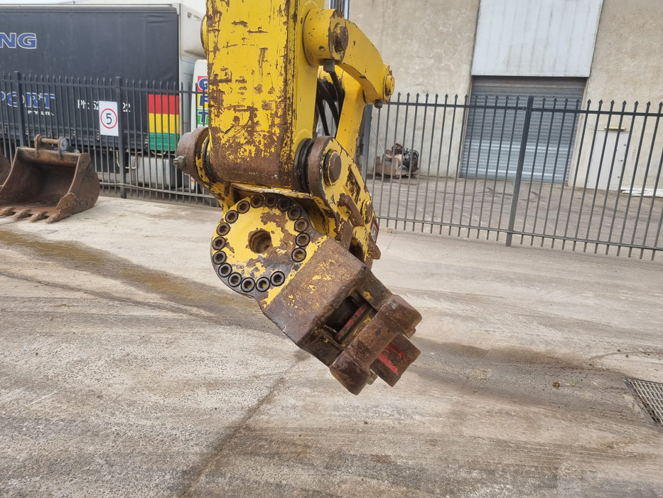 2021 KOMATSU PC138US-11 15T EXCAVATOR (E300) WITH TILT, BUCKETS AND 3652 HRS