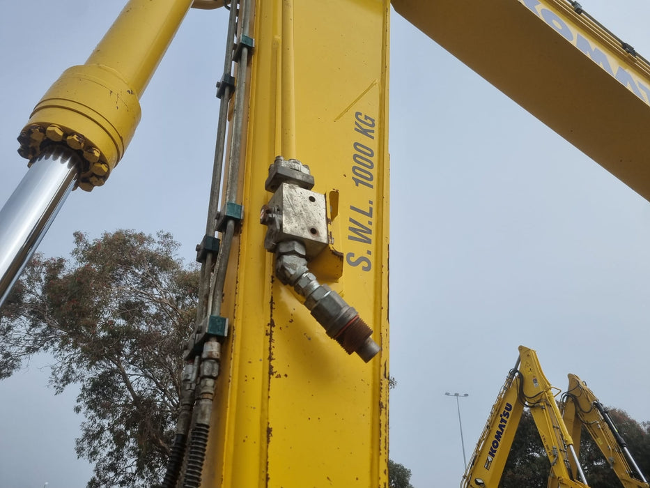 2021 KOMATSU PC138US-11 15T EXCAVATOR (E300) WITH TILT, BUCKETS AND 3652 HRS