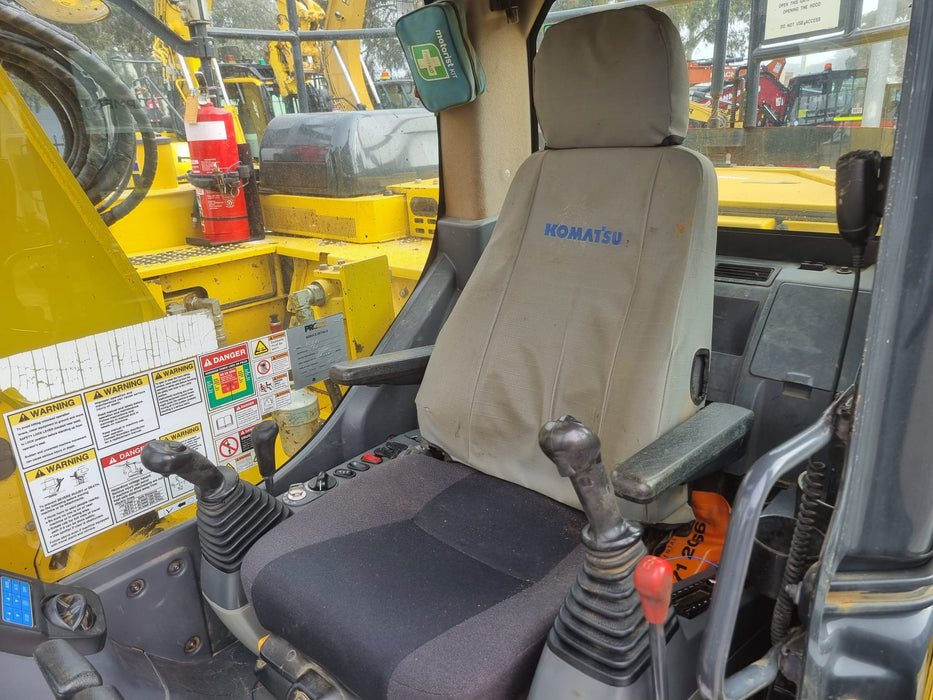 2021 KOMATSU PC138US-11 15T EXCAVATOR (E300) WITH TILT, BUCKETS AND 3652 HRS
