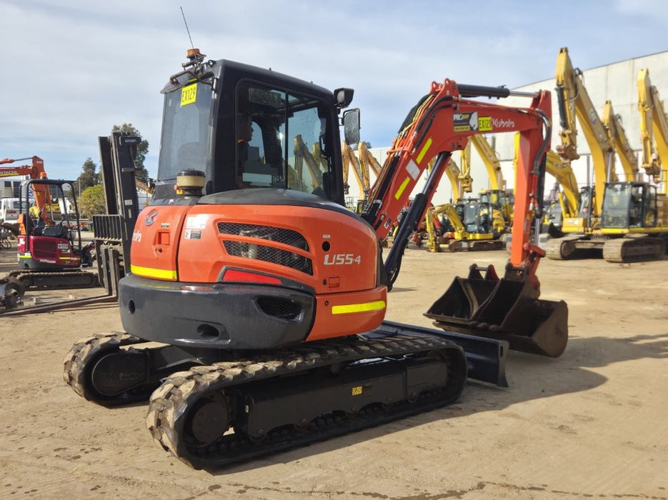 2021 KUBOTA U55-4 5.6T EXCAVATOR (EX129) WITH CAB, BUCKETS AND 1520 HOURS