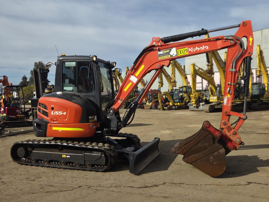 2021 KUBOTA U55-4 5.6T EXCAVATOR (EX129) WITH CAB, BUCKETS AND 1520 HOURS