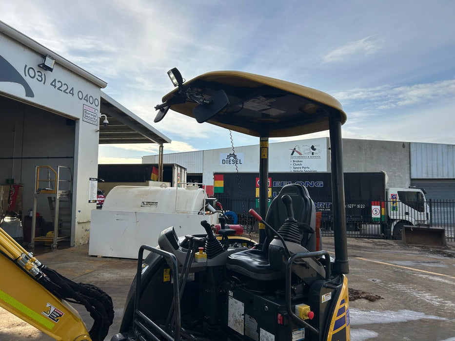 Bomag operator canopy