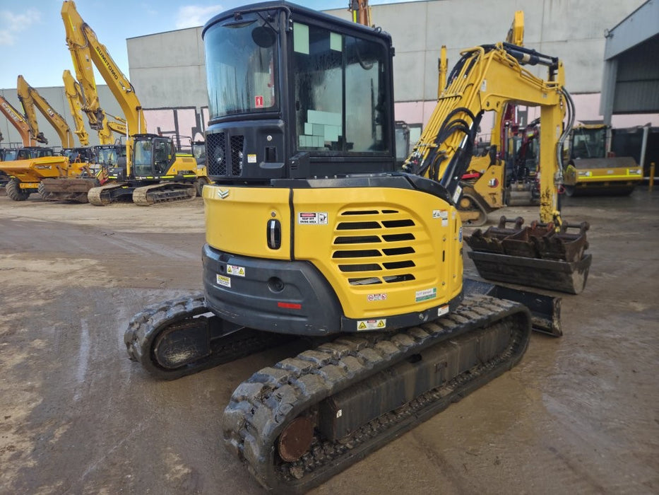 20212 YANMAR VIO55-6 5.6T EXCAVATOR WITH A/C CAB, HITCH, BUCKETS AND 1815HRS