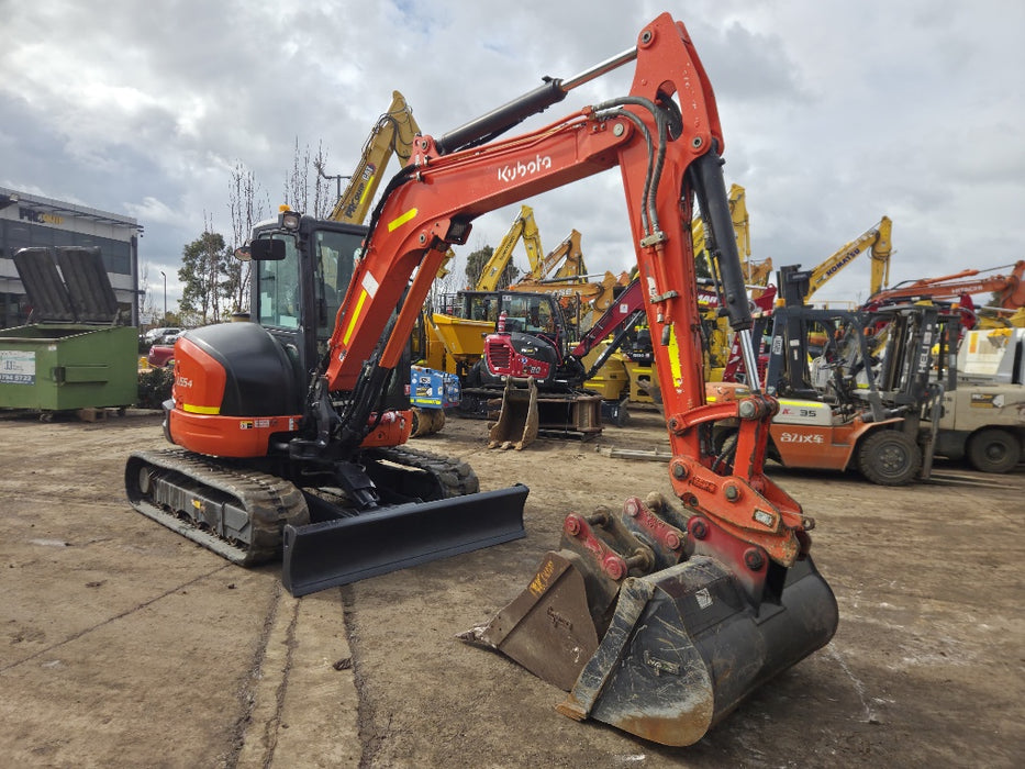2021 KUBOTA U55-4 5.6T EXCAVATOR (EX128) WITH A/C CAB, HITCH AND 1430 HOURS