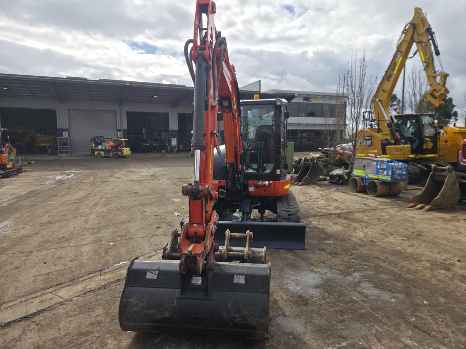 2021 KUBOTA U55-4 5.6T EXCAVATOR (EX128) WITH A/C CAB, HITCH AND 1430 HOURS