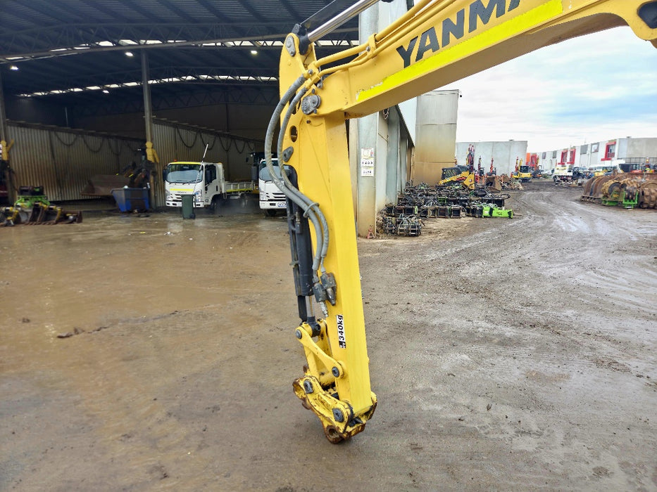 2021 YANMAR VIO55-6 5.6T EXCAVATOR (EX121) WITH CAB, HITCH, BUCKETS, 1980HRS