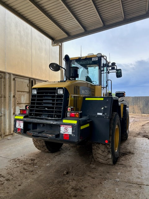 2019 KOMATSU WA250PZ-6 ARTIC WHEEL LOADER WITH HITCH, FORKS, 6850 HOURS