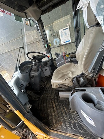 2019 KOMATSU WA250PZ-6 ARTIC WHEEL LOADER WITH HITCH, FORKS, 6850 HOURS