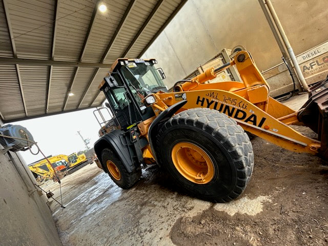 2019 HYUNDAI HL760-9 18T ARTIC WHEEL LOADER (L124) WITH HITCH, 4870 HRS