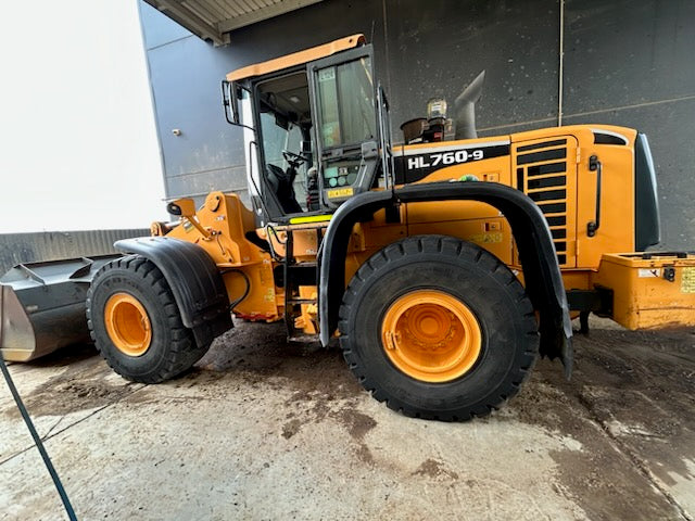 2019 HYUNDAI HL760-9 18T ARTIC WHEEL LOADER (L124) WITH HITCH, 4870 HRS