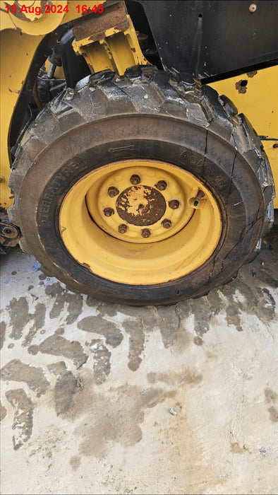 2016 CAT 232D SKID STEER LOADER (L28) WITH A/C CAB AND 2270 HOURS