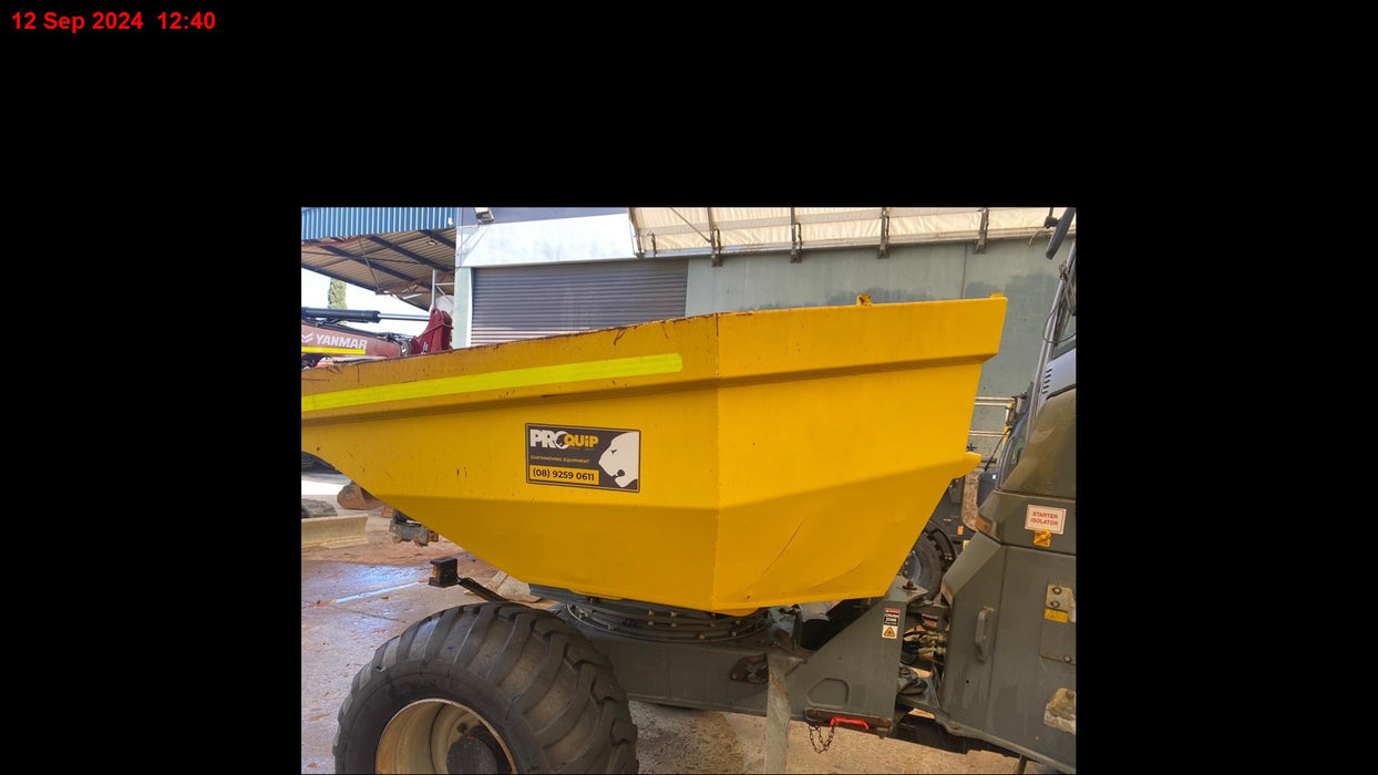 2017 WACKER NEUSON DW90 9T ARTICULATED SWIVEL SKIP DUMPER WITH 2550 HOURS