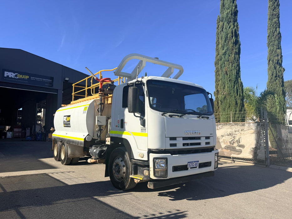 2014 ISUZU FVZ1400 6 X 4 WATER TRUCK (WT02) WITH 15000LTR TANK, 127,500 KLMS