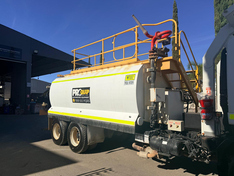 2014 ISUZU FVZ1400 6 X 4 WATER TRUCK (WT02) WITH 15000LTR TANK, 127,500 KLMS
