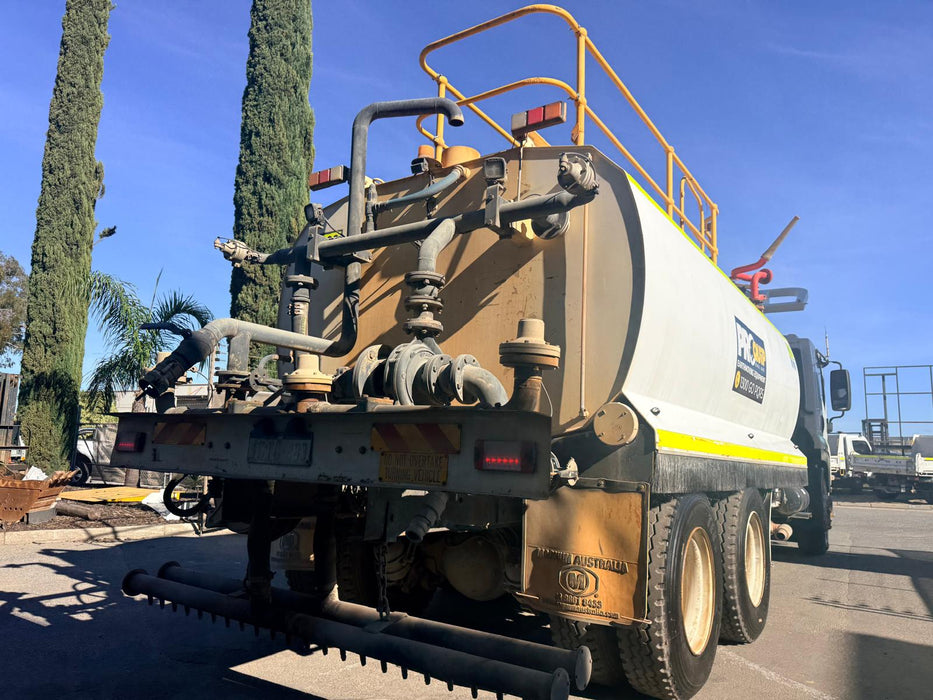 2014 ISUZU FVZ1400 6 X 4 WATER TRUCK (WT02) WITH 15000LTR TANK, 127,500 KLMS