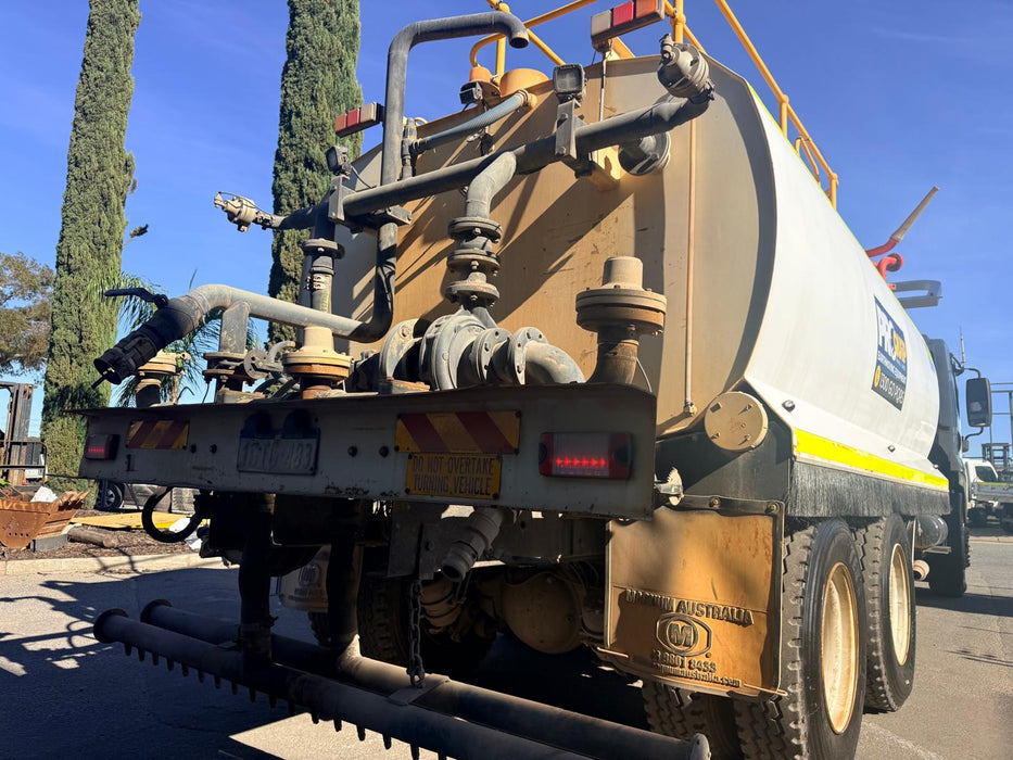 2014 ISUZU FVZ1400 6 X 4 WATER TRUCK (WT02) WITH 15000LTR TANK, 127,500 KLMS