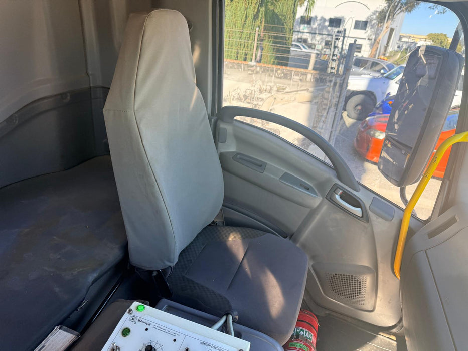 2014 ISUZU FVZ1400 6 X 4 WATER TRUCK (WT02) WITH 15000LTR TANK, 127,500 KLMS
