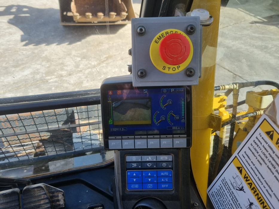 2021 KOMATSU PC138US-11 15T EXCAVATOR (E322) WITH 2940 HRS, HITCH AND BUCKETS