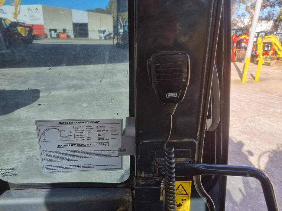 2021 KOMATSU PC138US-11 15T EXCAVATOR (E322) WITH 2940 HRS, HITCH AND BUCKETS