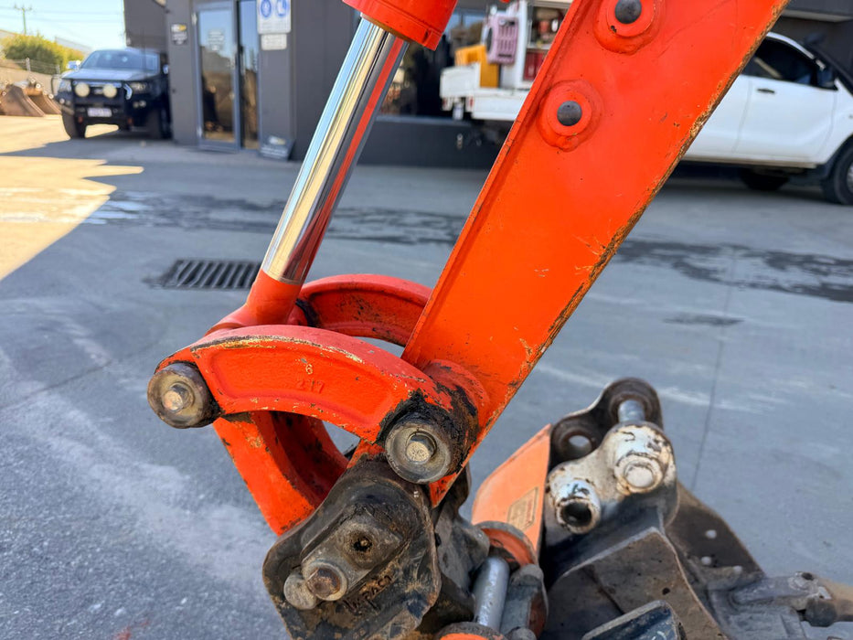2023 KUBOTA U17-3 1.7T MINI EXCAVATOR (EX182) WITH HITCH, BUCKETS AND 912 HRS