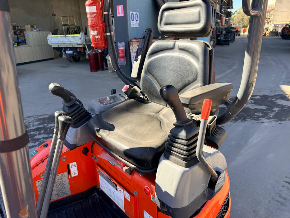 2023 KUBOTA U17-3 1.7T MINI EXCAVATOR (EX182) WITH HITCH, BUCKETS AND 912 HRS