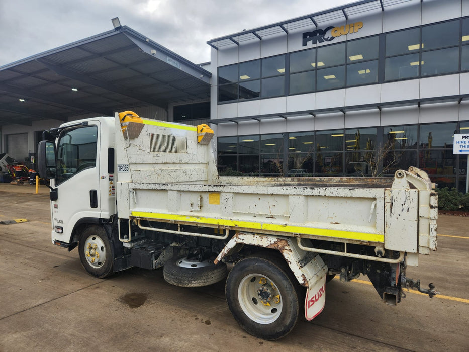 2021 ISUZU NMR 45-150 TIPPER TRUCK (TP035) 4500kg ATM WITH 34000 KLMS
