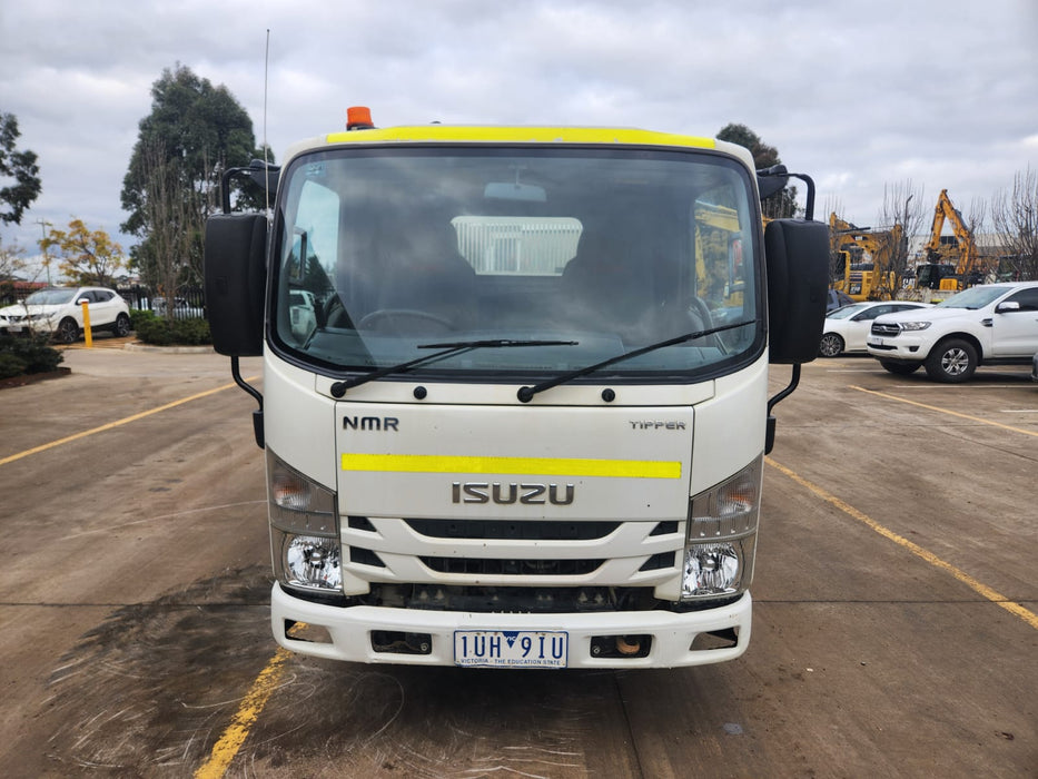 2021 ISUZU NMR 45-150 TIPPER TRUCK (TP035) 4500kg ATM WITH 34000 KLMS