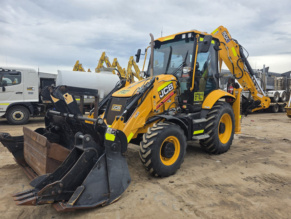 2022 JCB 3CX SITEMASTER PLUS BACKHOE WITH ALL OPTIONS AND LOW 782 HOURS