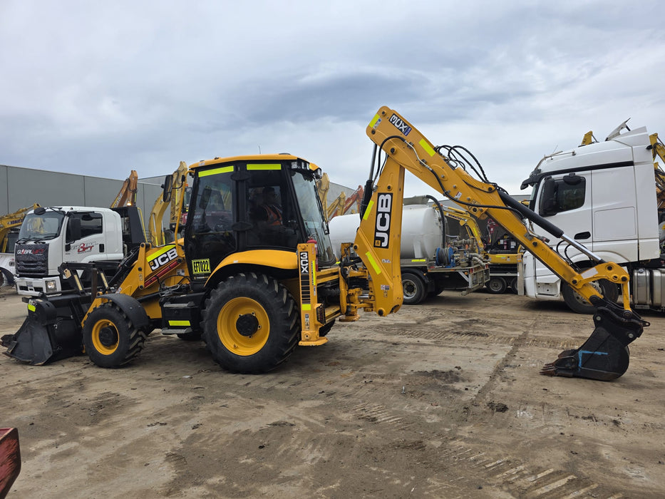2022 JCB 3CX SITEMASTER PLUS BACKHOE WITH ALL OPTIONS AND LOW 782 HOURS
