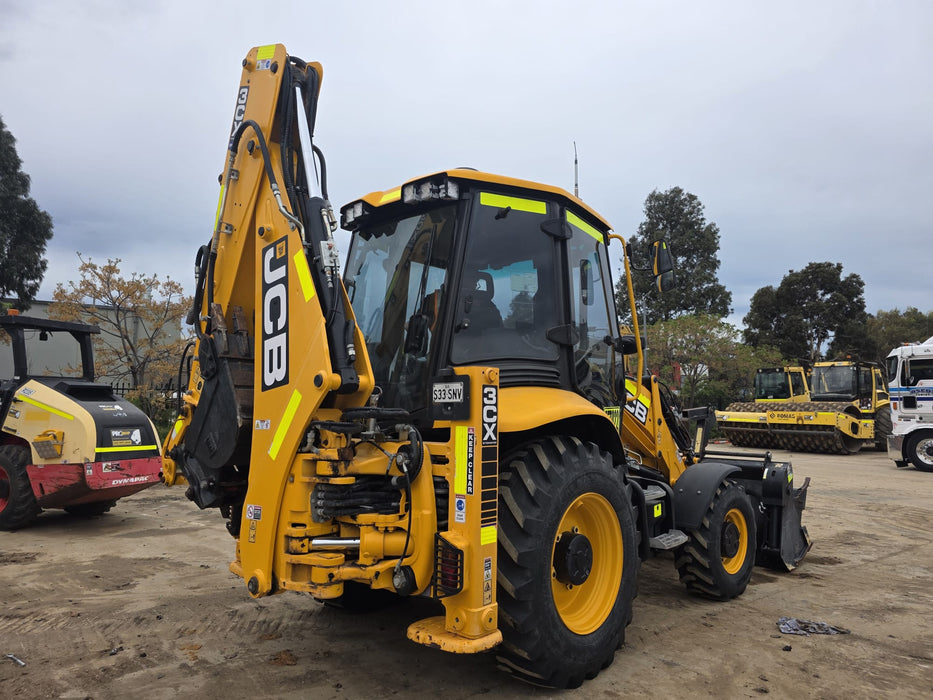 2022 JCB 3CX SITEMASTER PLUS BACKHOE WITH ALL OPTIONS AND LOW 782 HOURS