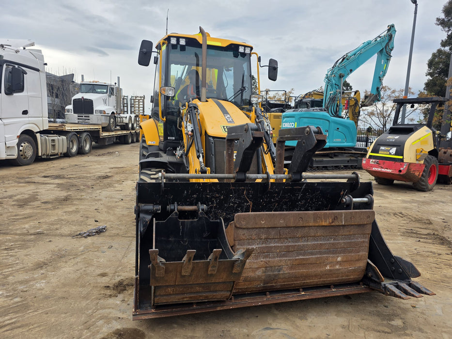 2022 JCB 3CX SITEMASTER PLUS BACKHOE WITH ALL OPTIONS AND LOW 782 HOURS