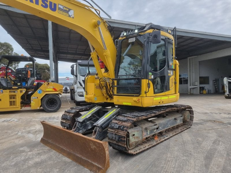 2021 KOMATSU PC138US-11 15T EXCAVATOR (E332) WITH 3110 HOURS