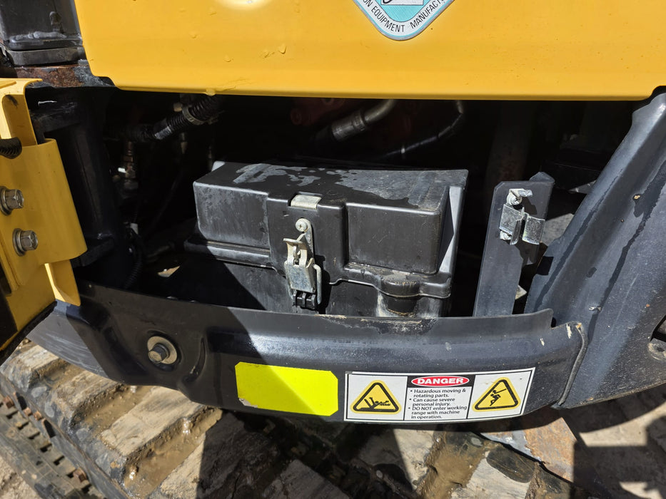 USED 2021 YANMAR VIO30-6 EXCAVATOR (M686) WITH A/C CABIN AND 1025 HRS