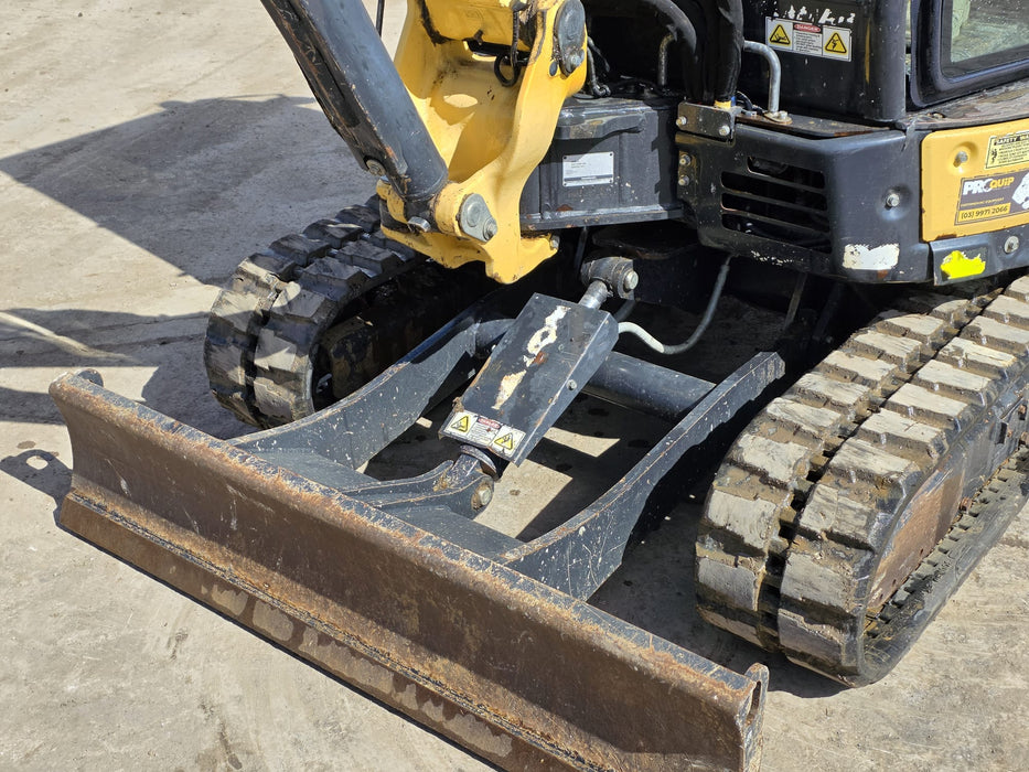USED 2021 YANMAR VIO30-6 EXCAVATOR (M686) WITH A/C CABIN AND 1025 HRS