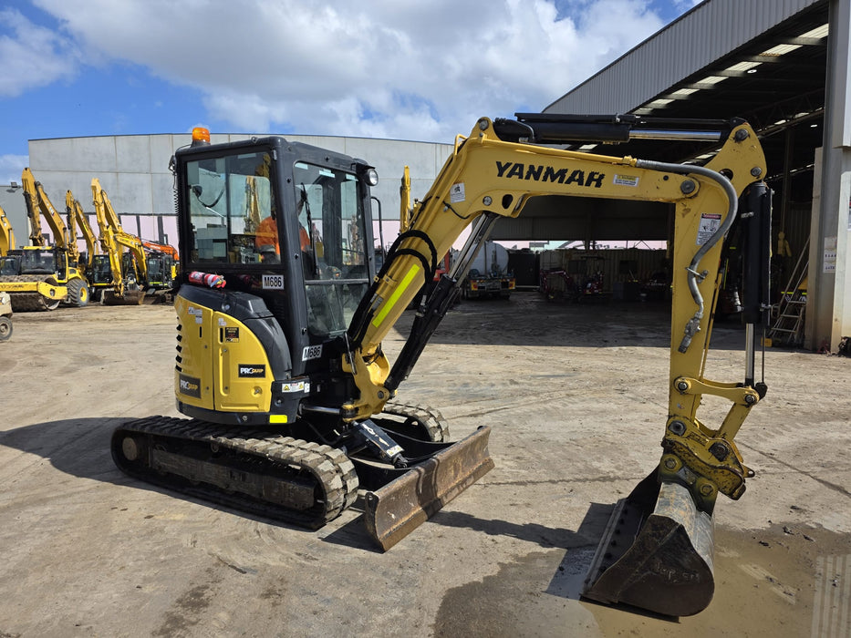 USED 2021 YANMAR VIO30-6 EXCAVATOR (M686) WITH A/C CABIN AND 1025 HRS