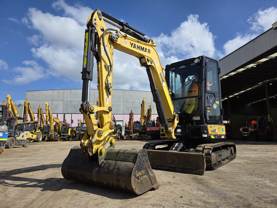 USED 2021 YANMAR VIO30-6 EXCAVATOR (M686) WITH A/C CABIN AND 1025 HRS