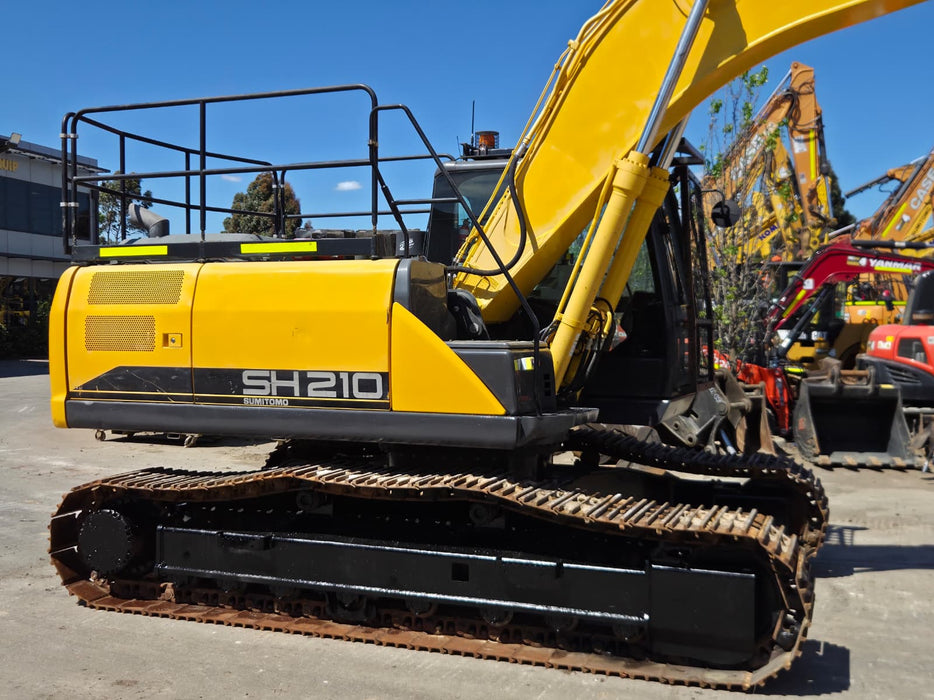 2021 SUMITOMO SH210LC-6 21T EXCAVATOR (E308) WITH HITCH, BUCKETS AND 2500 HOURS