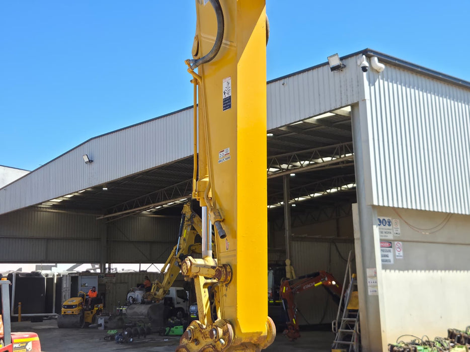 2021 SUMITOMO SH210LC-6 21T EXCAVATOR (E308) WITH HITCH, BUCKETS AND 2500 HOURS