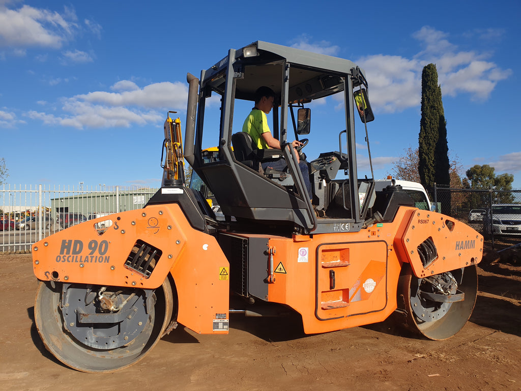 USED Hamm 10T Tandem Roller (R321) With 1990 Hrs